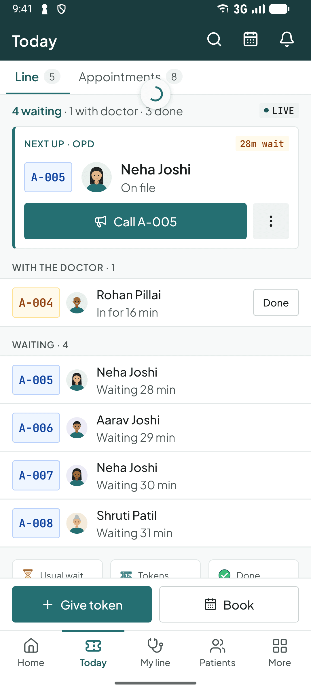 The token line in the Curogrid Physio phone app: who is next, who is with the doctor and who is waiting